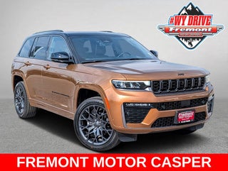 2026 Jeep Grand Cherokee Summit