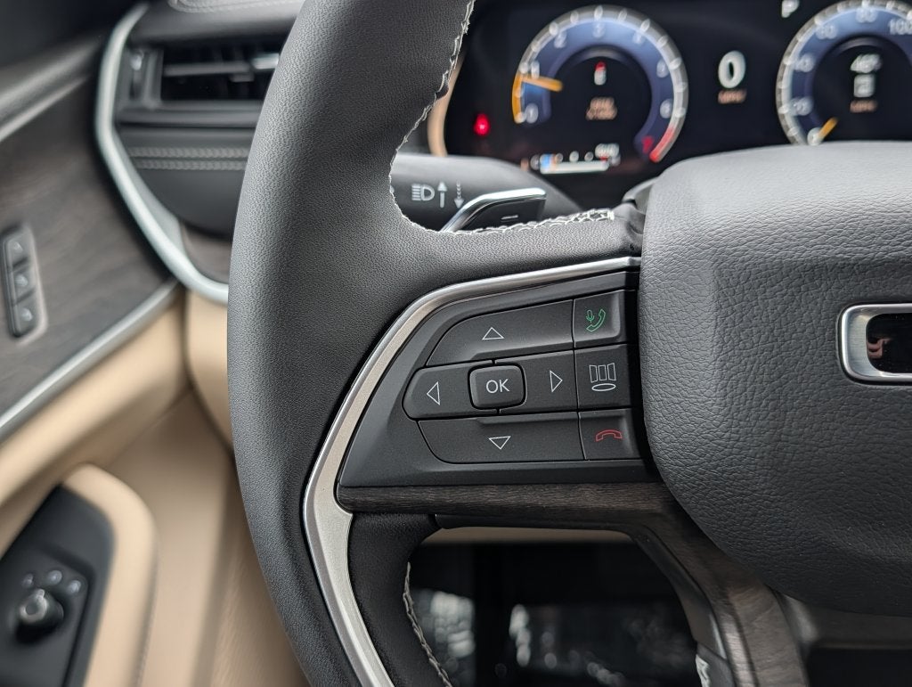 2027 Jeep Grand Cherokee L L LIMITED 4X4