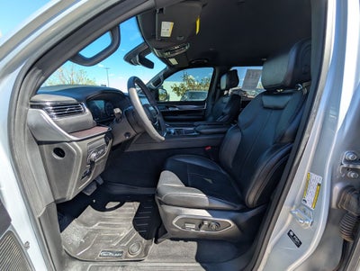2024 Jeep Wagoneer Base