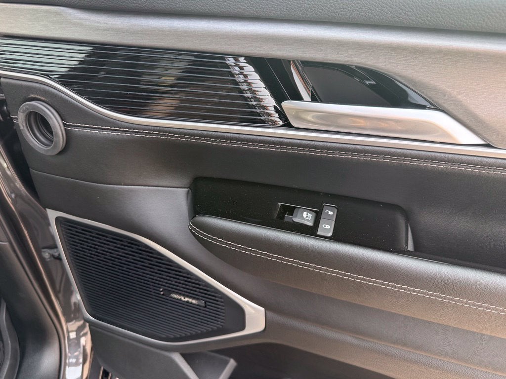2026 Jeep Grand Wagoneer GRAND WAGONEER UPLAND 4X4