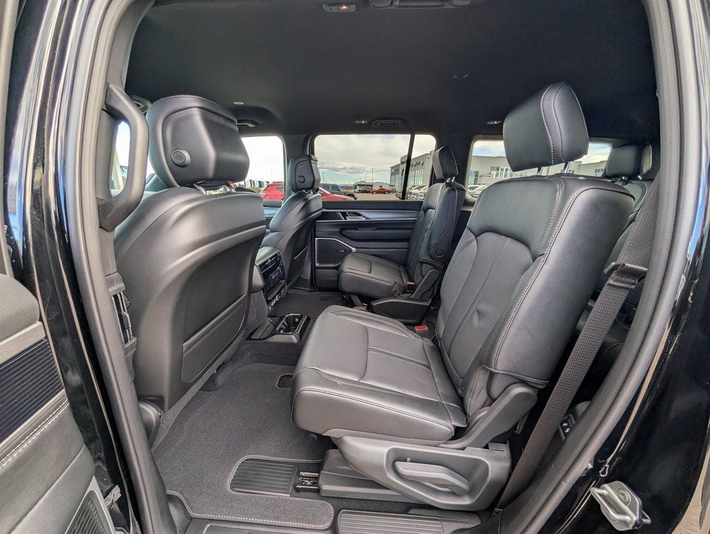 2026 Jeep Grand Wagoneer Limited Altitude