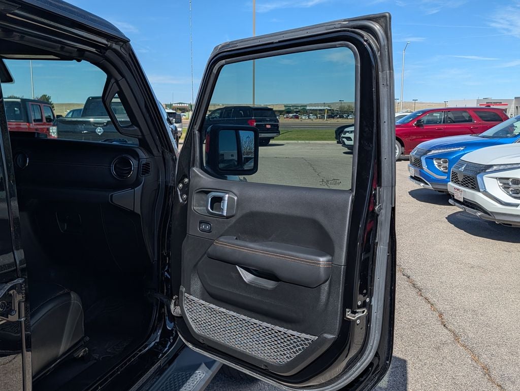 2022 Jeep Gladiator Overland