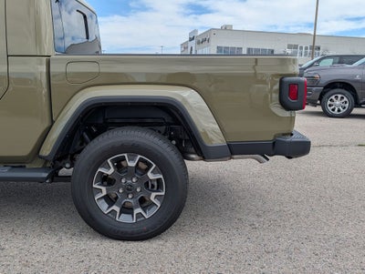 2026 Jeep Gladiator Sahara