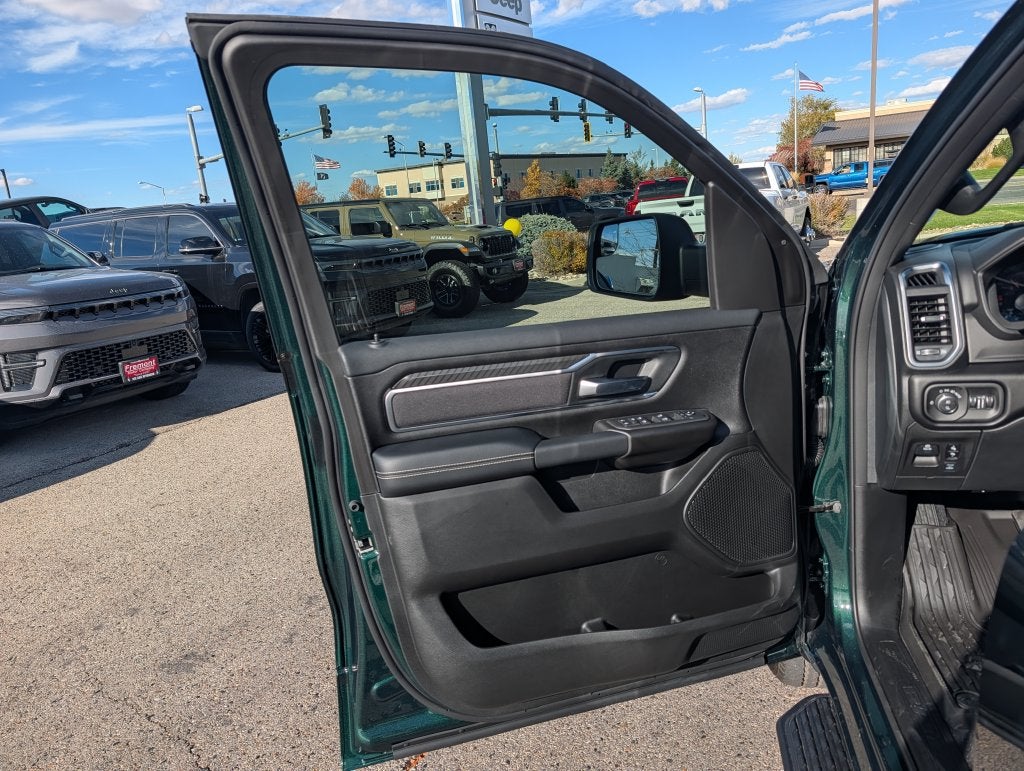 2027 RAM 1500 RAM 1500 BIG HORN CREW CAB 4X4 5'7' BOX