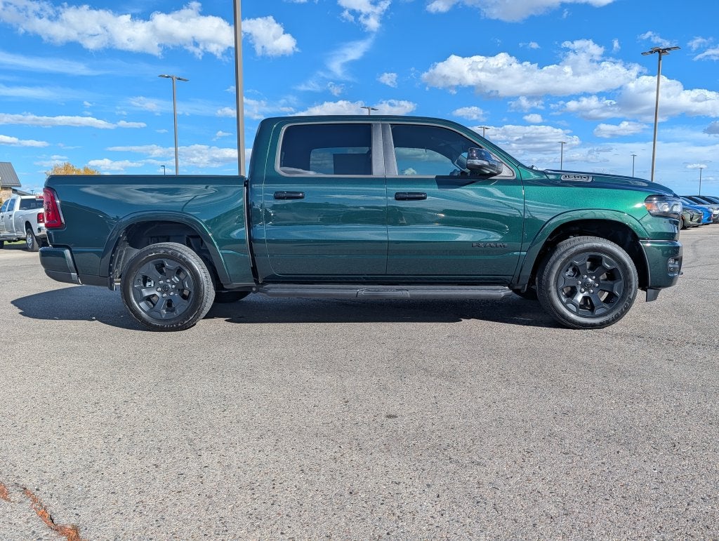 2027 RAM 1500 RAM 1500 BIG HORN CREW CAB 4X4 5'7' BOX