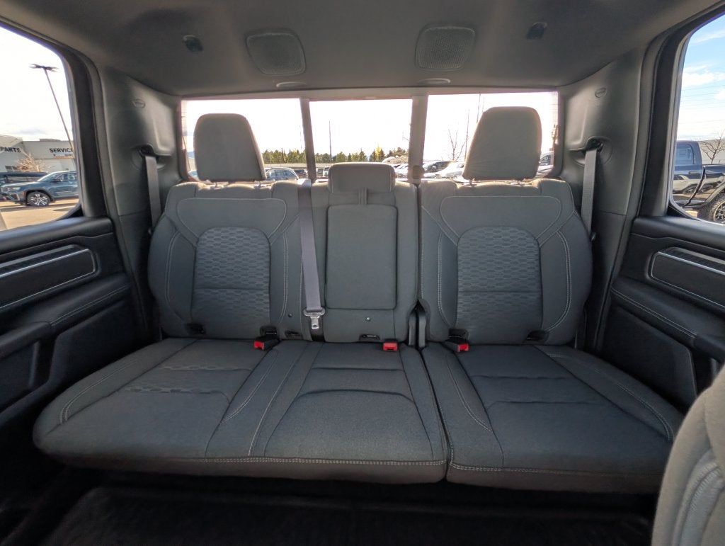 2027 RAM 1500 RAM 1500 BIG HORN CREW CAB 4X4 5'7' BOX
