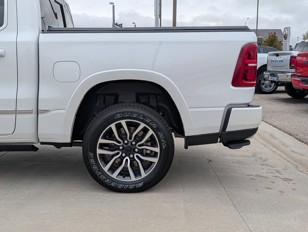 2027 RAM 1500 1500 LIMITED CREW CAB 4X4 5'7' BOX