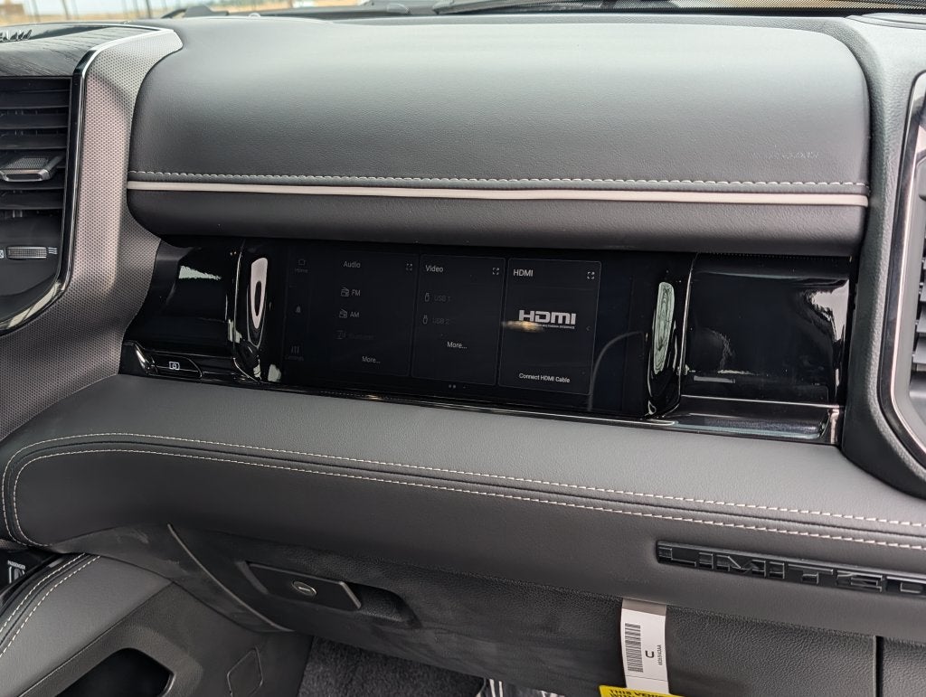 2027 RAM 1500 1500 LIMITED CREW CAB 4X4 5'7' BOX