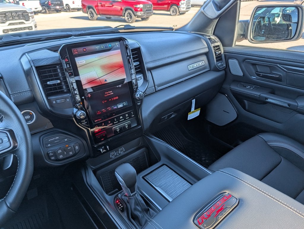 2027 RAM 1500 RAM 1500 REBEL CREW CAB 4X4 5'7' BOX
