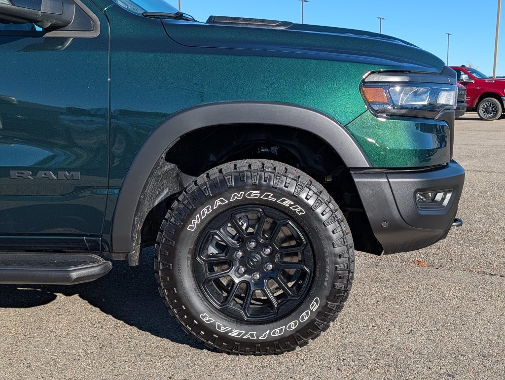 2027 RAM 1500 RAM 1500 REBEL CREW CAB 4X4 5'7' BOX