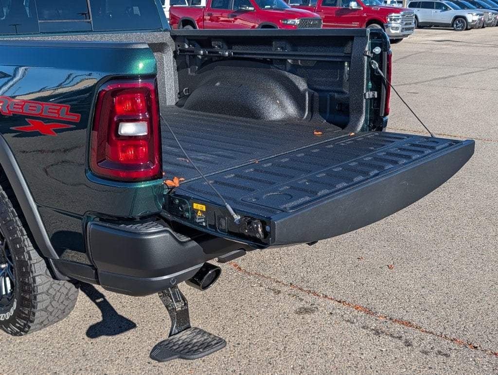2027 RAM 1500 RAM 1500 REBEL CREW CAB 4X4 5'7' BOX