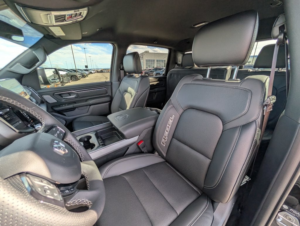 2027 RAM 1500 RAM 1500 REBEL CREW CAB 4X4 5'7' BOX