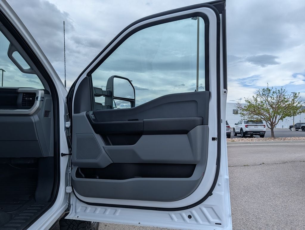 2025 Ford F-350SD XL