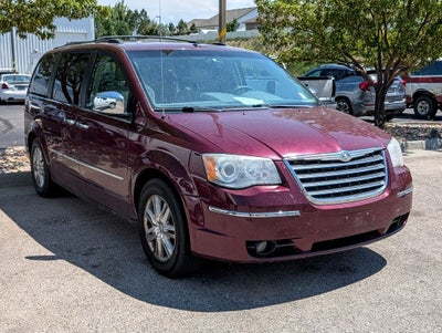 2008 Chrysler Town & Country Limited