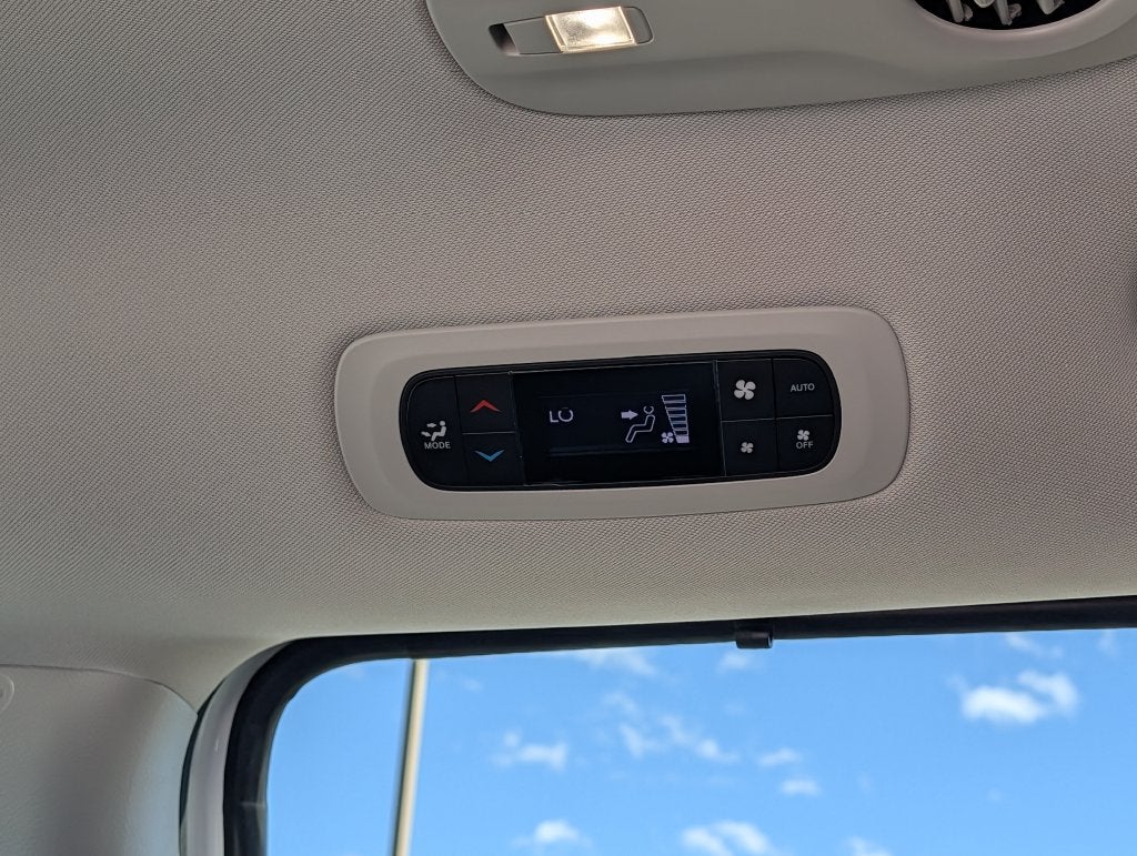 2024 Chrysler Pacifica Touring L AWD