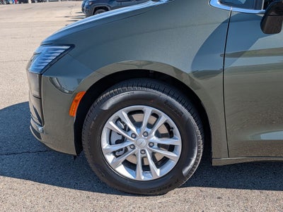 2027 Chrysler Pacifica Select AWD
