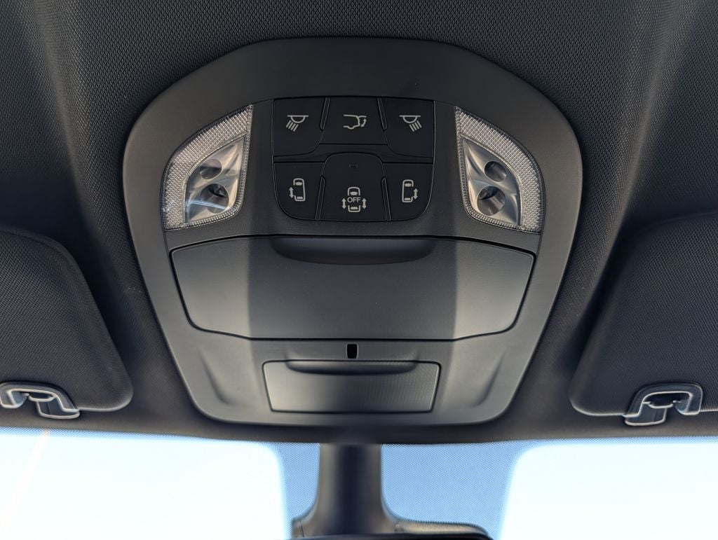 2027 Chrysler Pacifica Select AWD