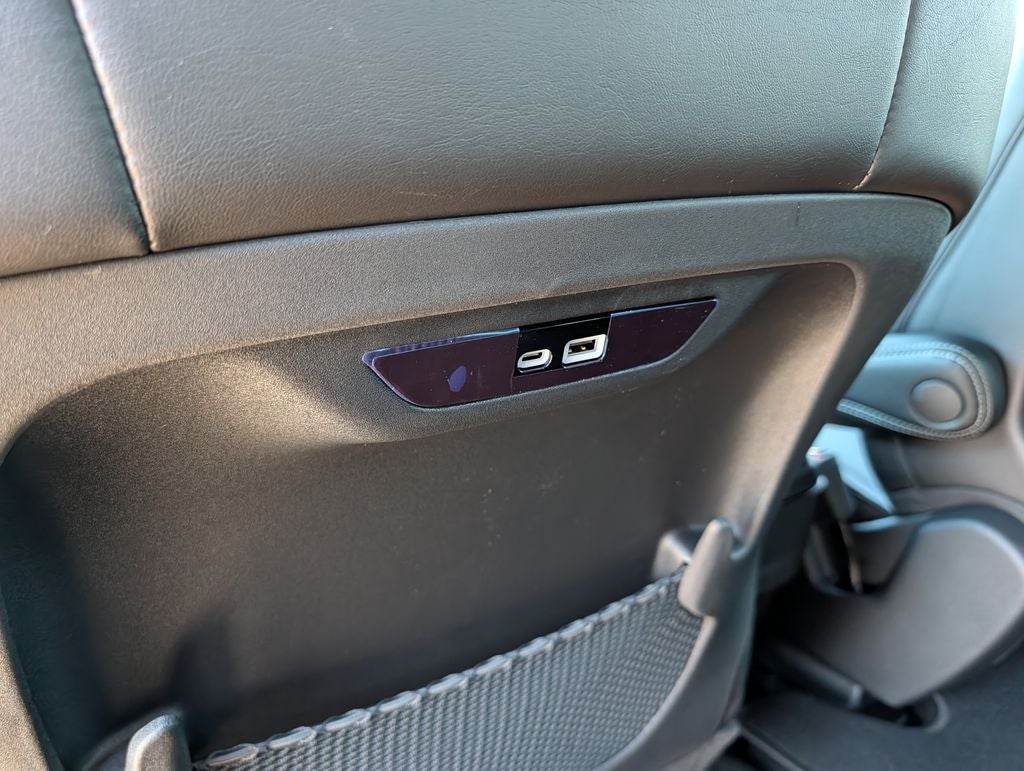 2027 Chrysler Pacifica Select AWD