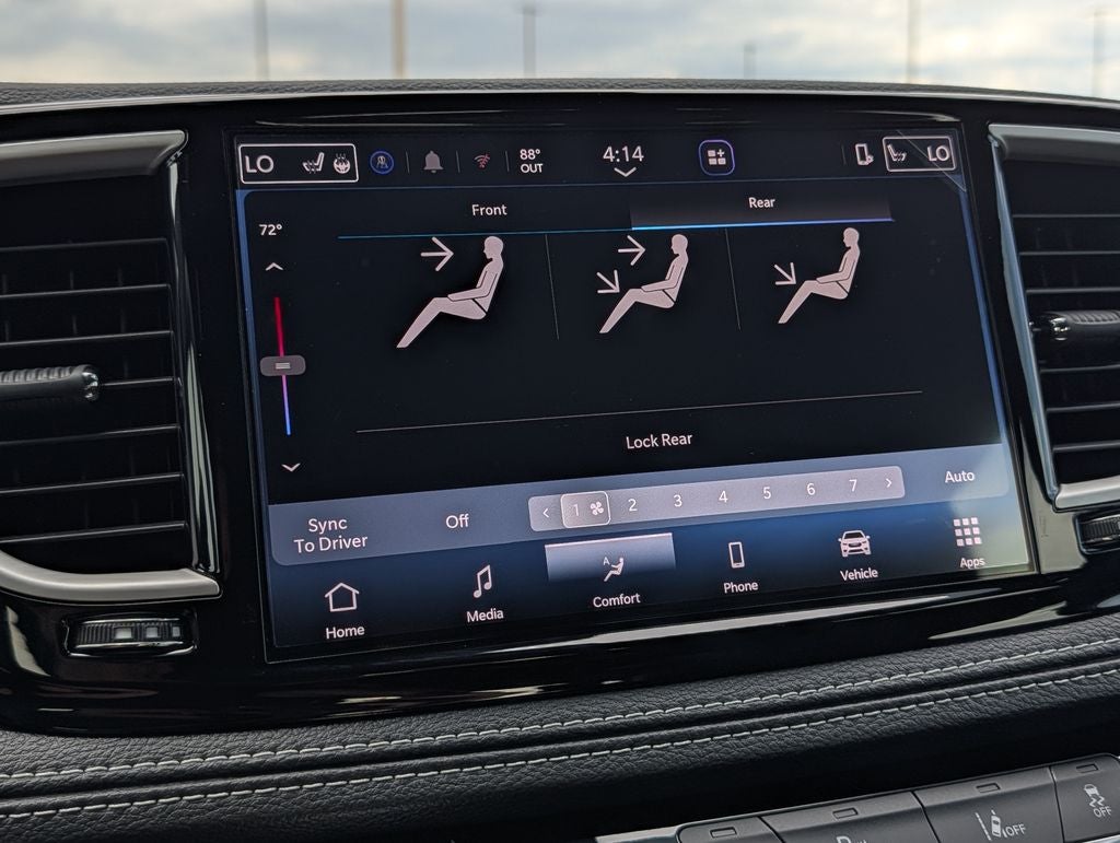 2027 Chrysler Pacifica Select AWD