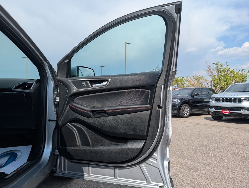 2024 Ford Edge ST Line
