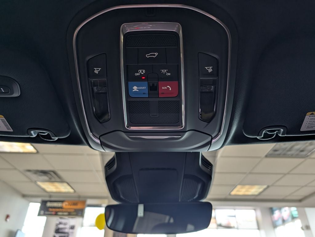 2026 Jeep Cherokee Limited Hybrid