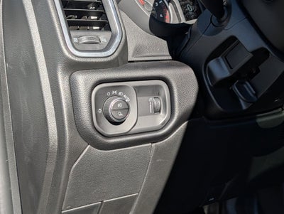 2027 RAM 3500 RAM 3500 BIG HORN CREW CAB 4X4 8' BOX