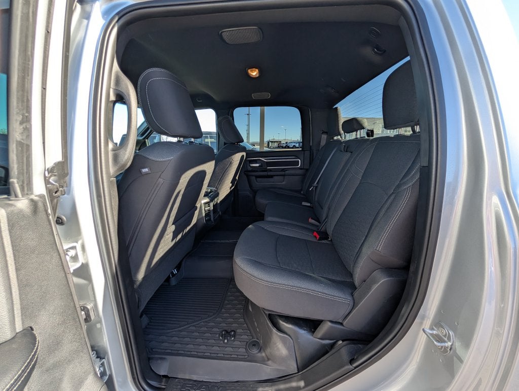 2027 RAM 3500 RAM 3500 BIG HORN CREW CAB 4X4 8' BOX