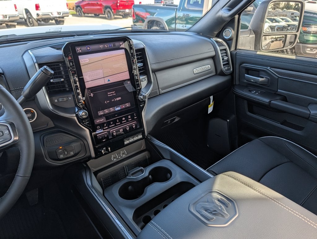 2027 RAM 2500 RAM 2500 LARAMIE CREW CAB 4X4 6'4' BOX