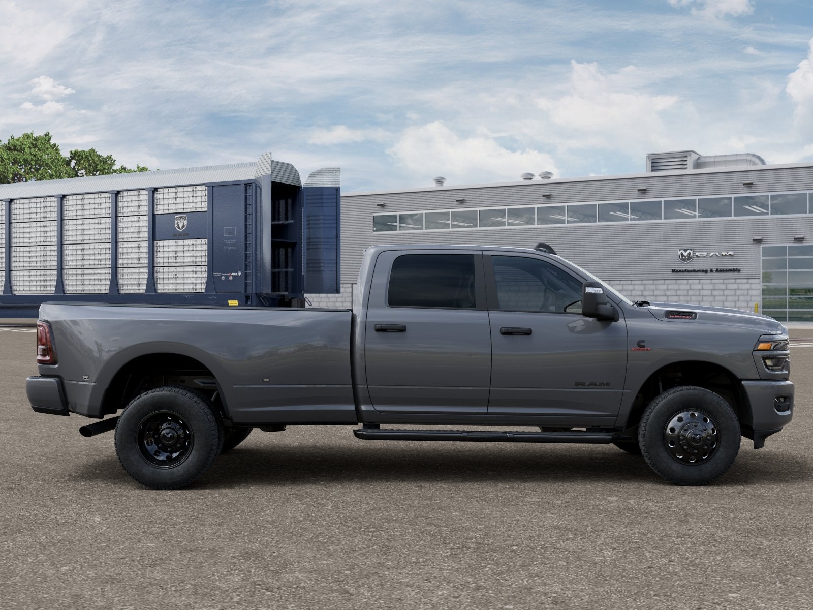 2027 RAM 3500 3500 BIG HORN CREW CAB 4X4 8' BOX