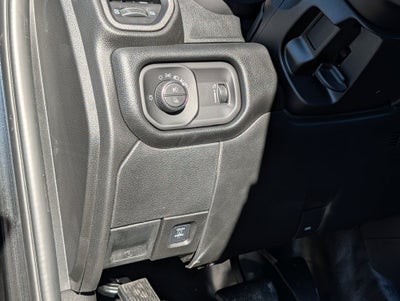 2027 RAM 2500 RAM 2500 TRADESMAN CREW CAB 4X4 6'4' BOX