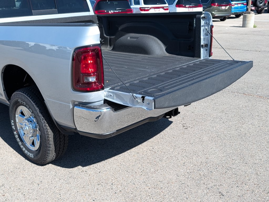 2026 RAM 2500 2500 TRADESMAN CREW CAB 4X4 6'4' BOX