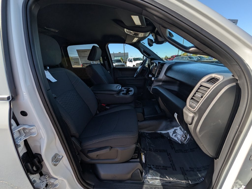 2026 RAM 2500 2500 TRADESMAN CREW CAB 4X4 8' BOX