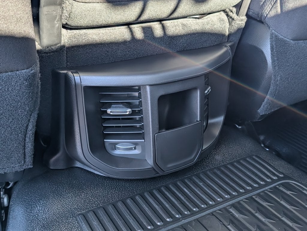 2027 RAM 3500 RAM 3500 TRADESMAN CREW CAB CHASSIS 4X4 60' CA