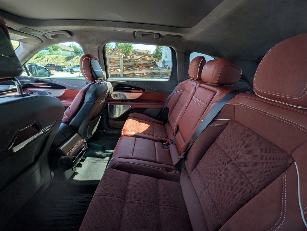 2025 Lincoln Nautilus Black Label