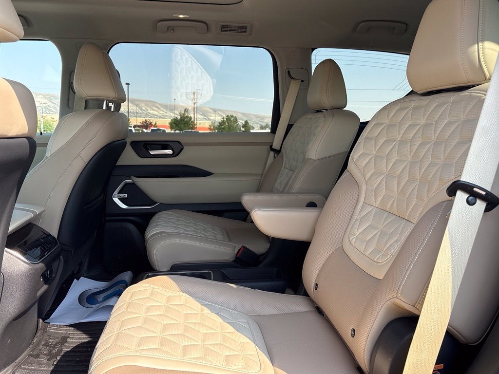 2026 Nissan Armada Platinum 4WD