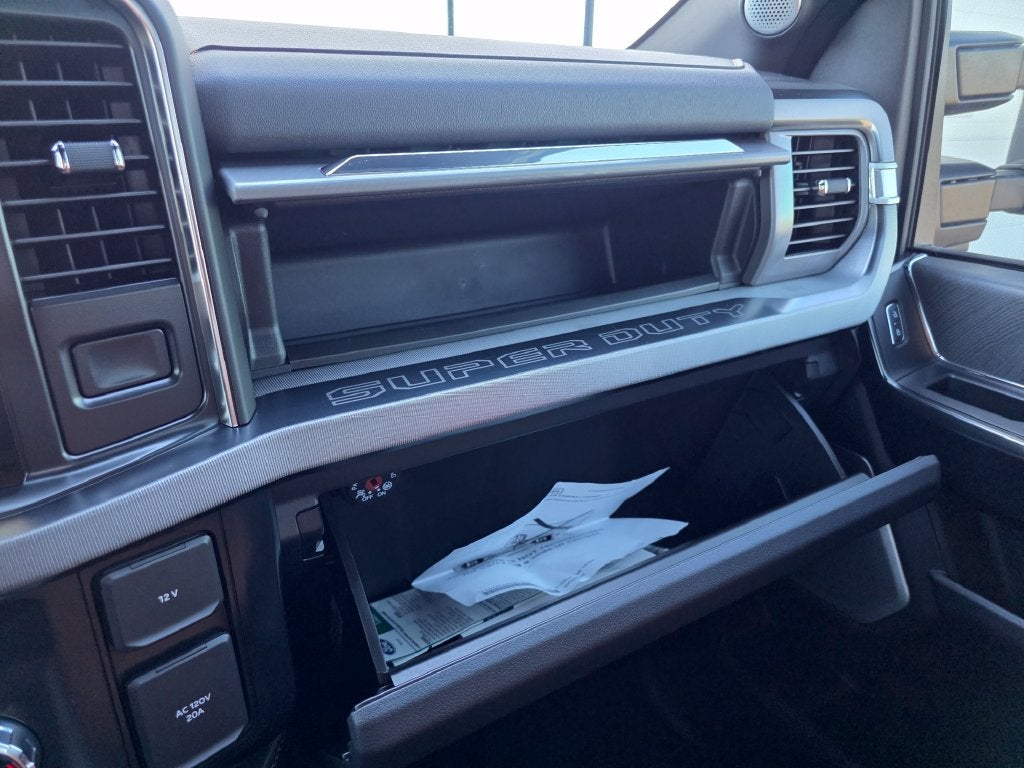 2024 Ford F-350SD Platinum