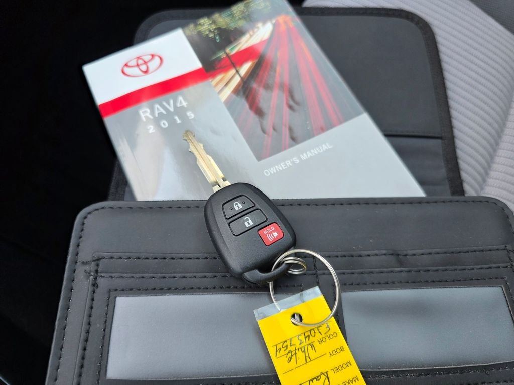 2015 Toyota RAV4 LE