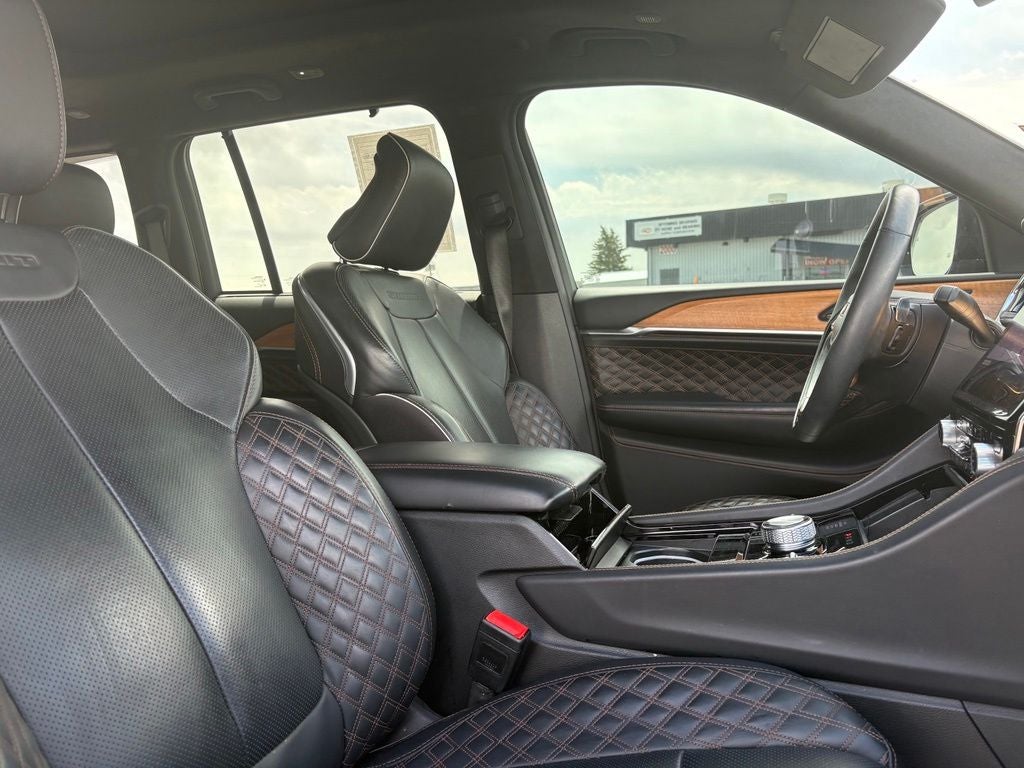 2025 Jeep Grand Cherokee Summit Reserve