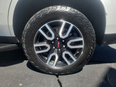 2024 GMC Yukon AT4