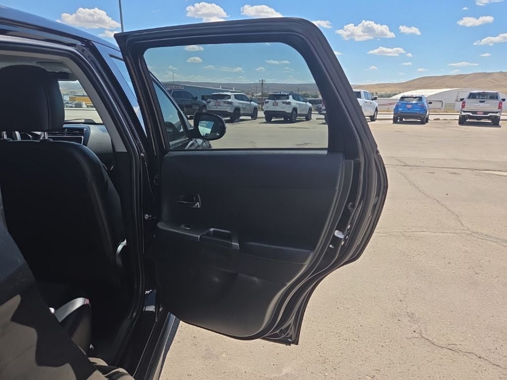 2025 Mitsubishi Outlander Sport SE - Photo 42