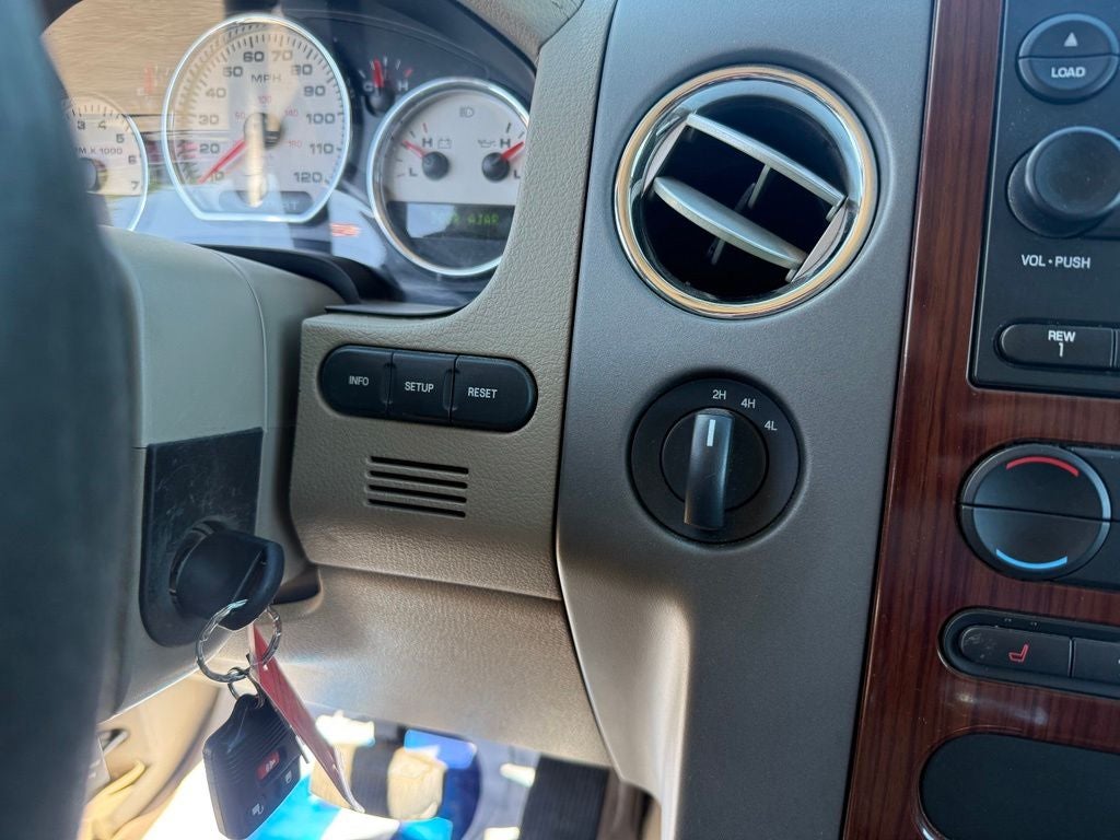2005 Ford F-150 XLT