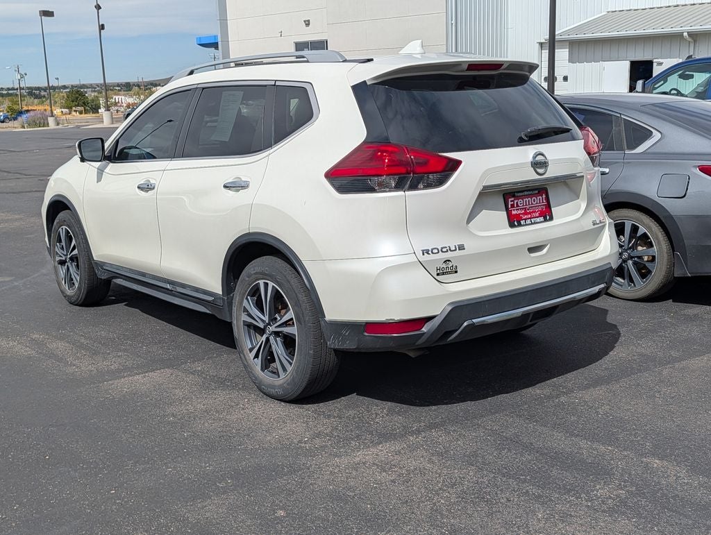 2017 Nissan Rogue SL