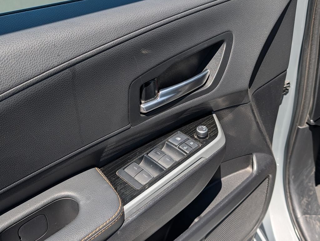 2025 Toyota Sienna Woodland Edition