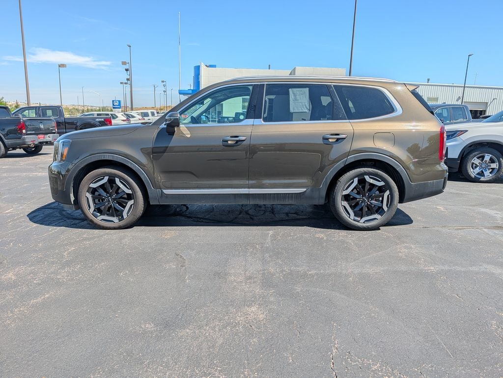 2025 Kia Telluride S