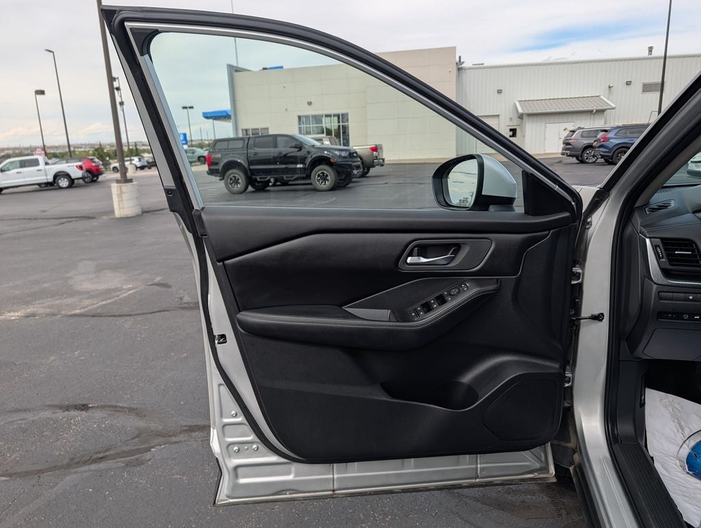 2025 Nissan Rogue SV AWD