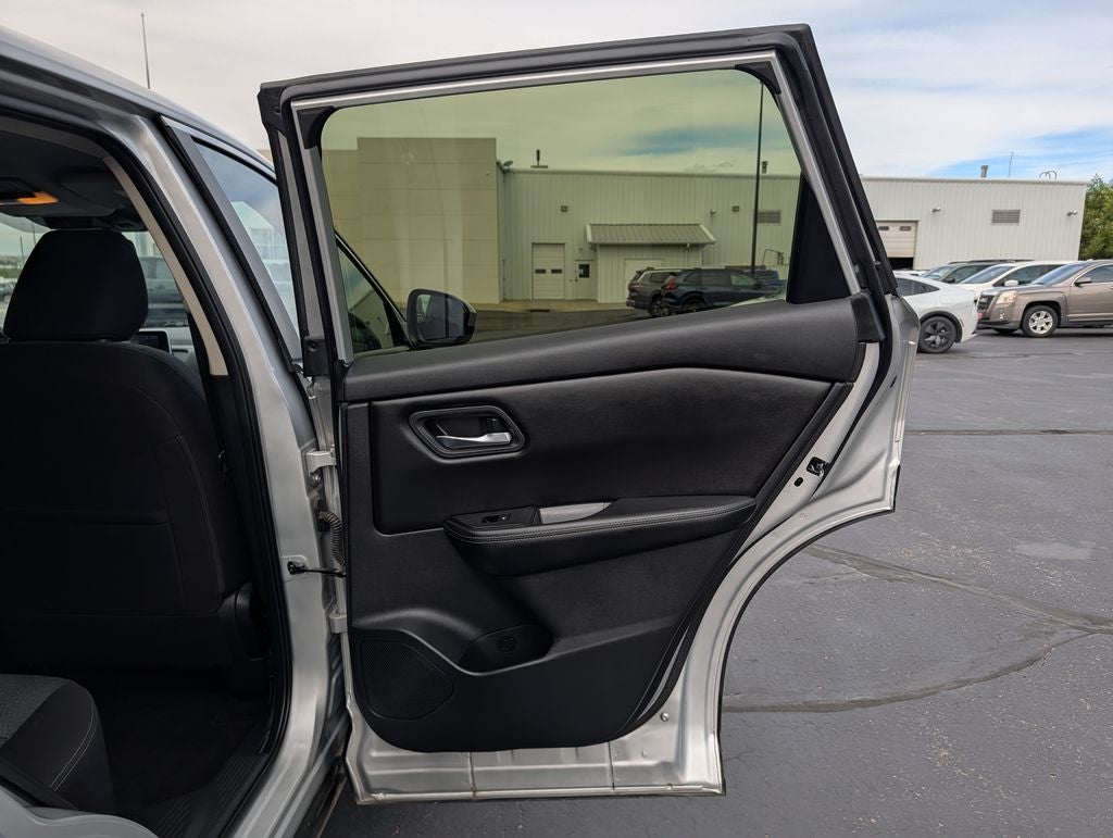 2025 Nissan Rogue SV AWD