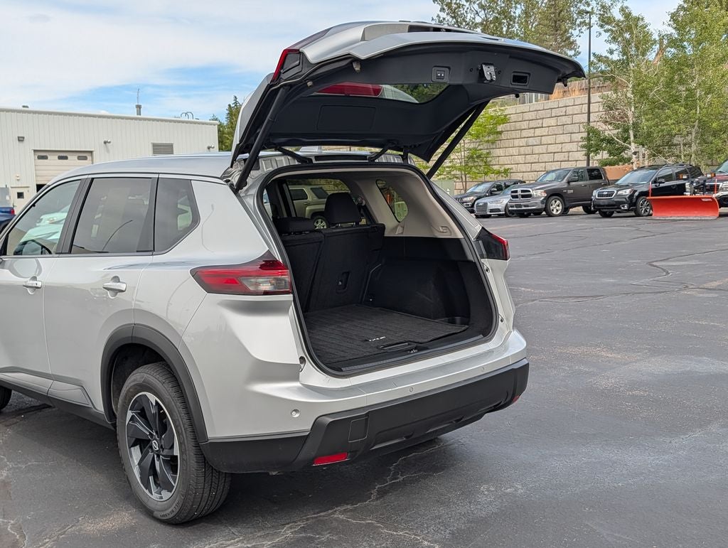 2025 Nissan Rogue SV AWD