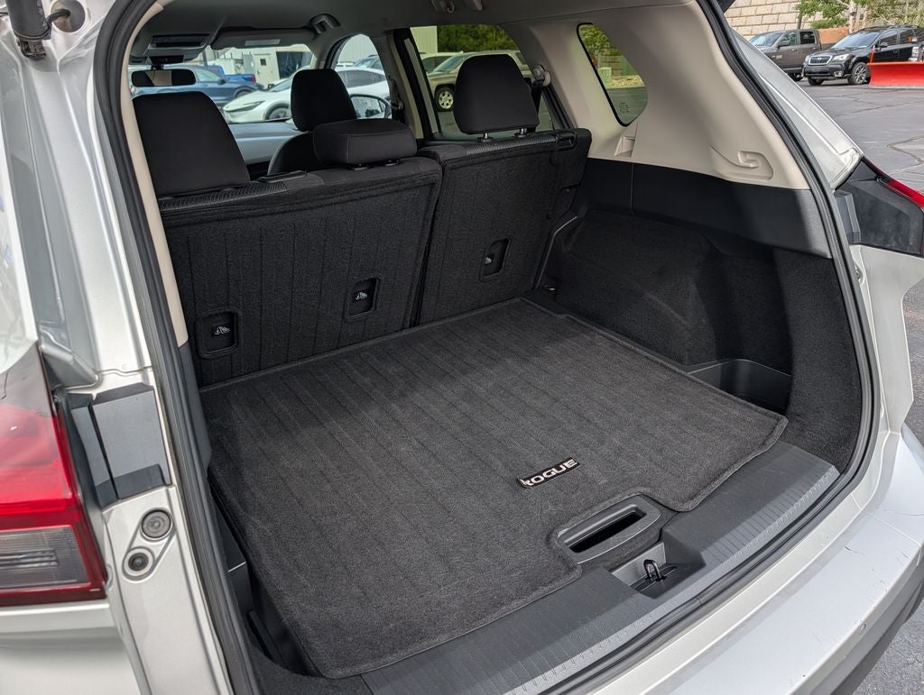2025 Nissan Rogue SV AWD