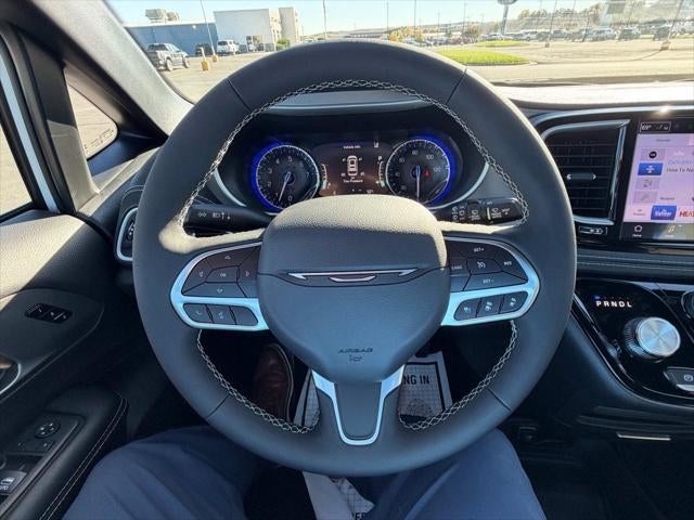 2027 Chrysler Pacifica PACIFICA SELECT AWD