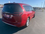 2027 Chrysler Pacifica PACIFICA SELECT AWD